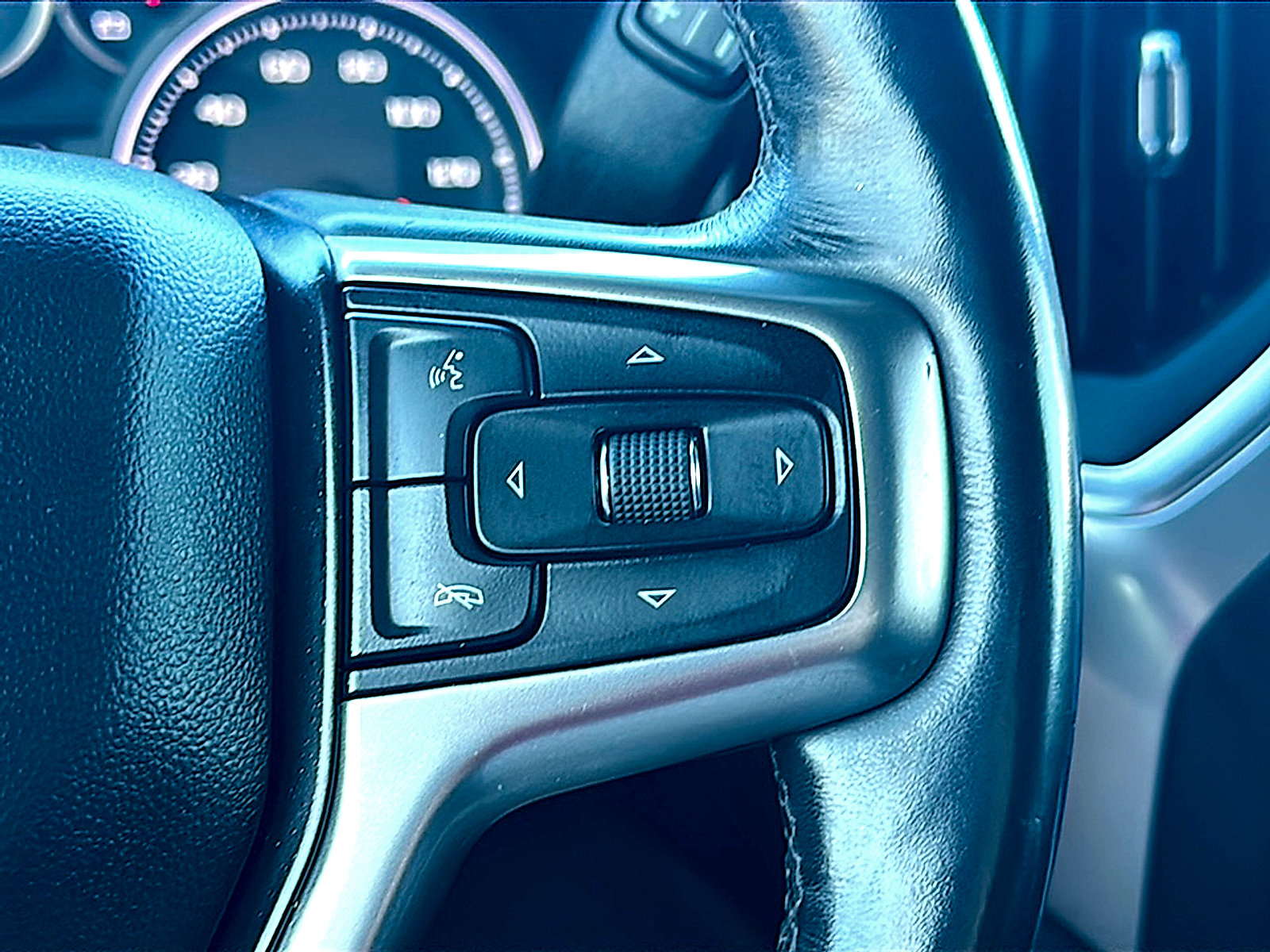 Used 2019 Chevrolet Silverado 1500 LT w/ Texas Edition RWD image 28