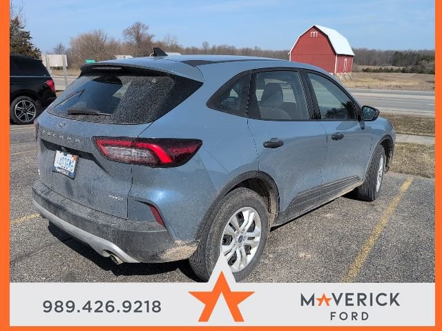 Used 2023 Ford Escape AWD image 4