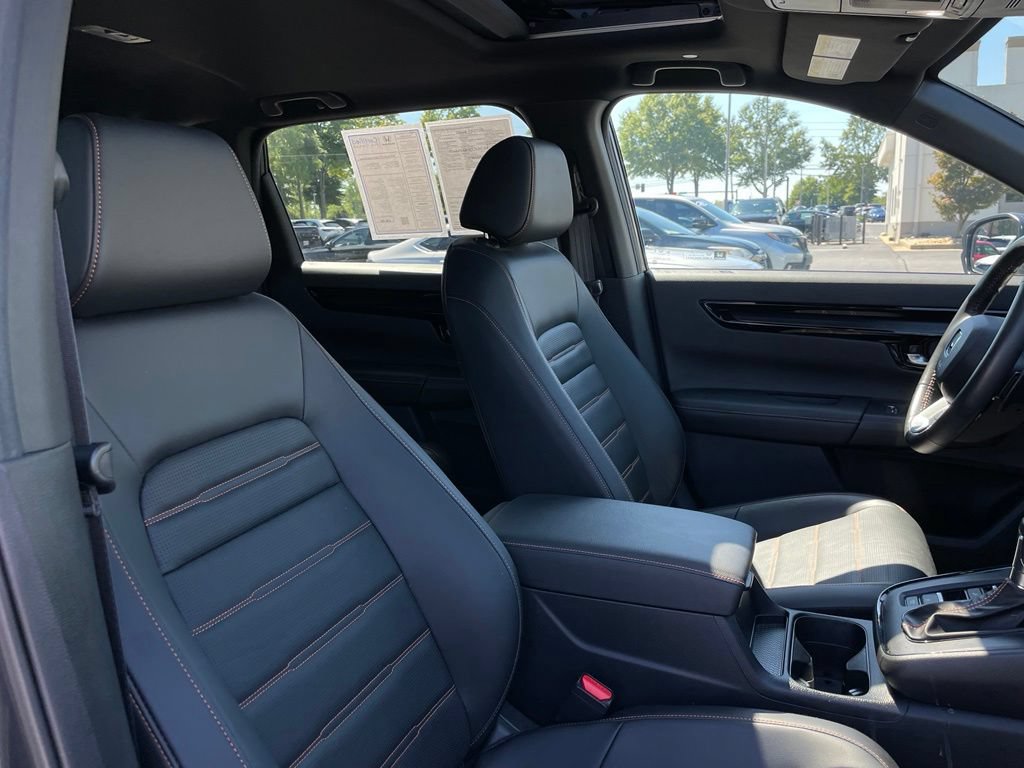Used 2025 Honda CR-V Sport Touring image 32