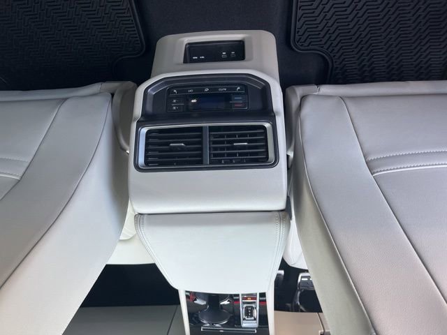 New 2026 Volkswagen Atlas SEL Premium R-Line AWD/4WD image 16