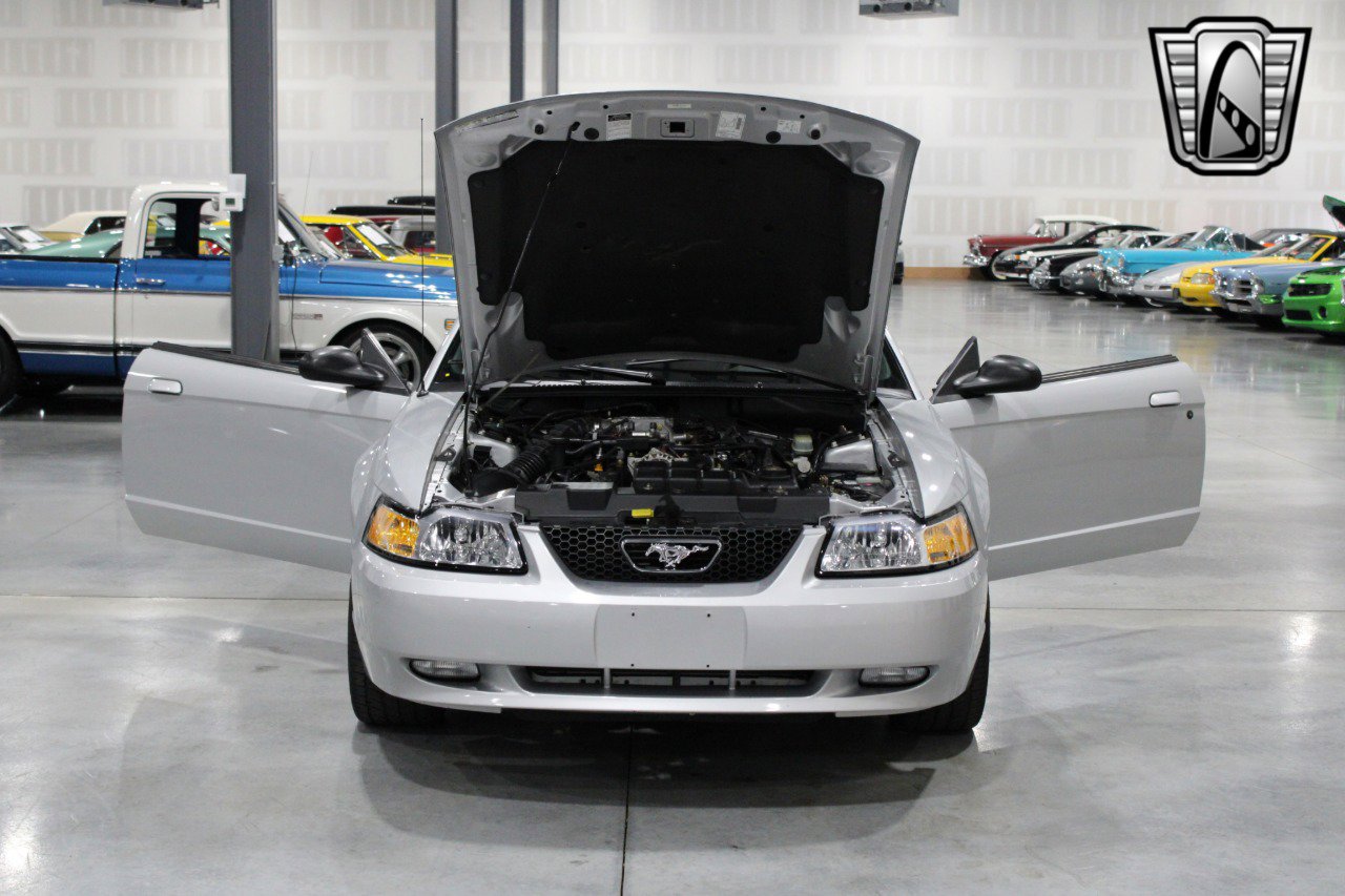 Used 1999 Ford Mustang GT image 21