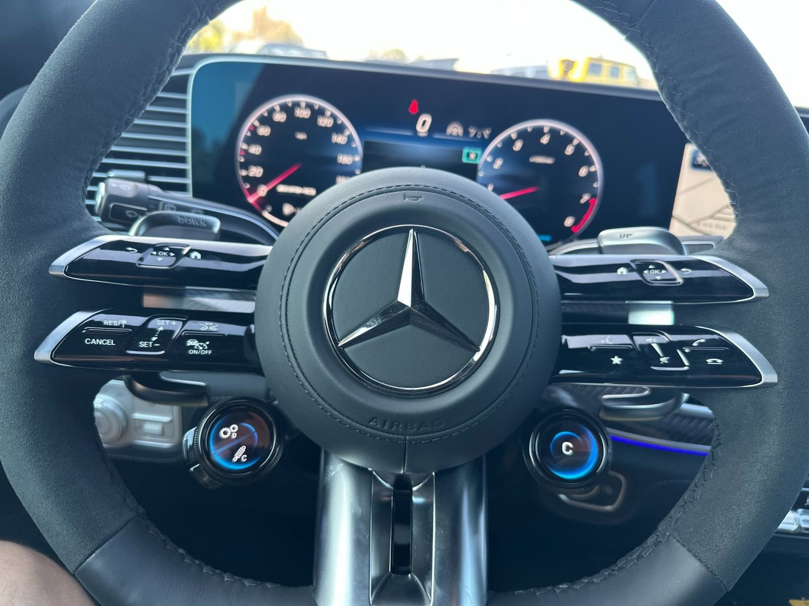 New 2026 Mercedes-Benz GLS 63 AMG 4MATIC image 27