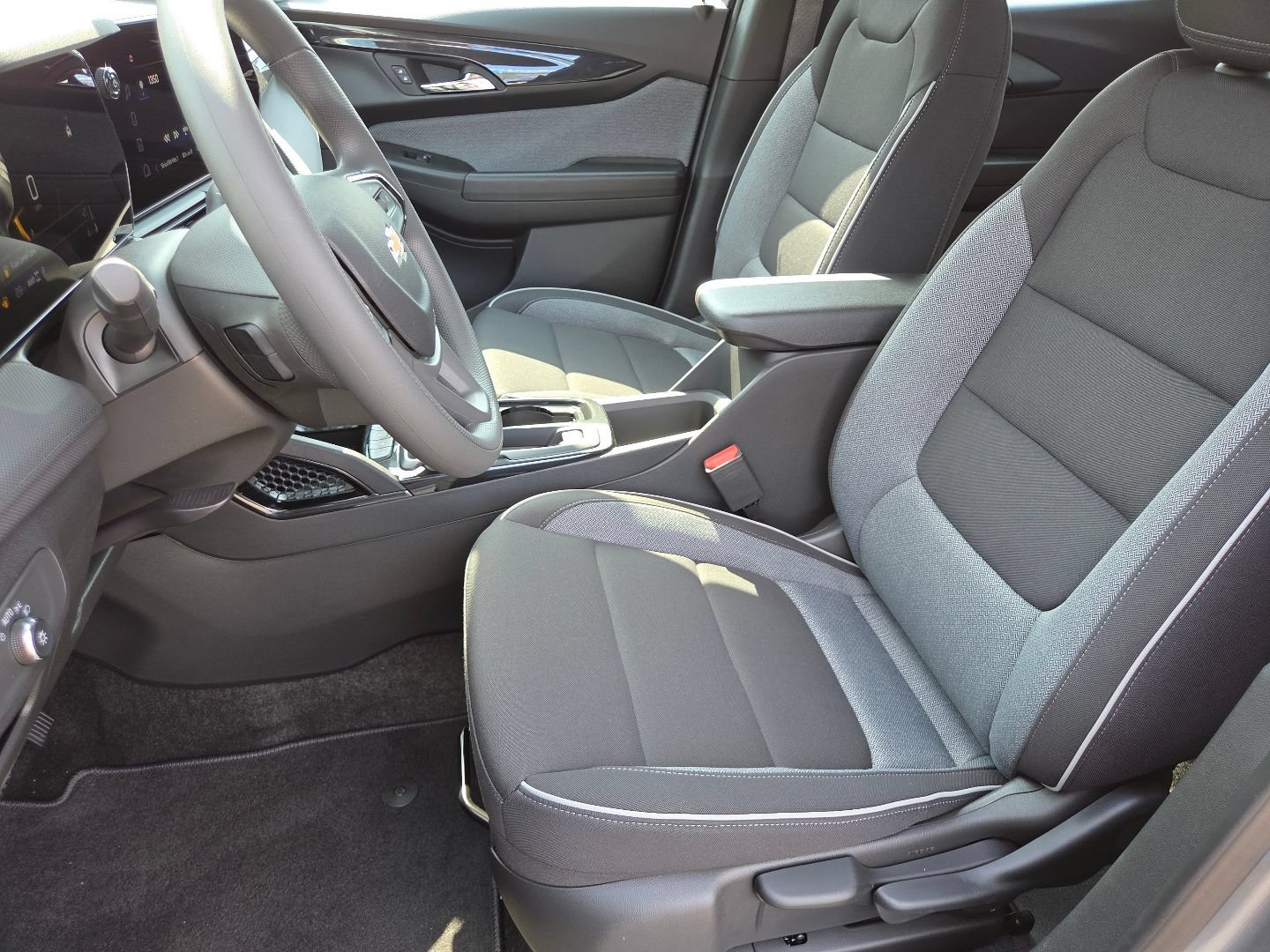New 2026 Chevrolet TrailBlazer LS AWD/4WD image 21