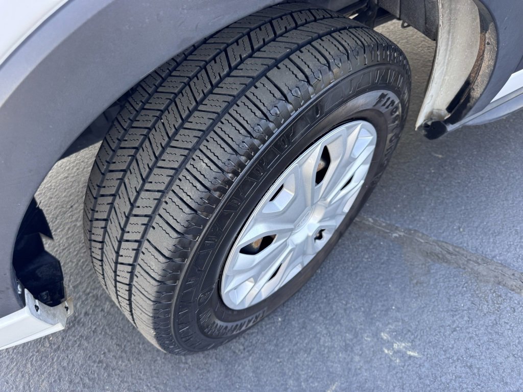 Used 2022 Ford Transit 350 XLT image 12