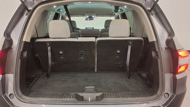 Used 2023 Honda Pilot LX image 11