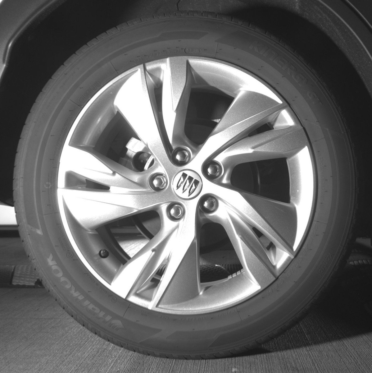 Used 2025 Buick Encore GX Preferred FWD image 15