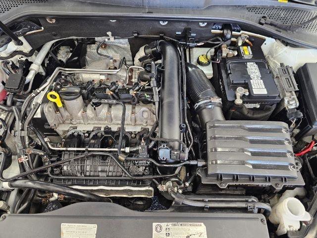 Used 2019 Volkswagen Golf S FWD image 36
