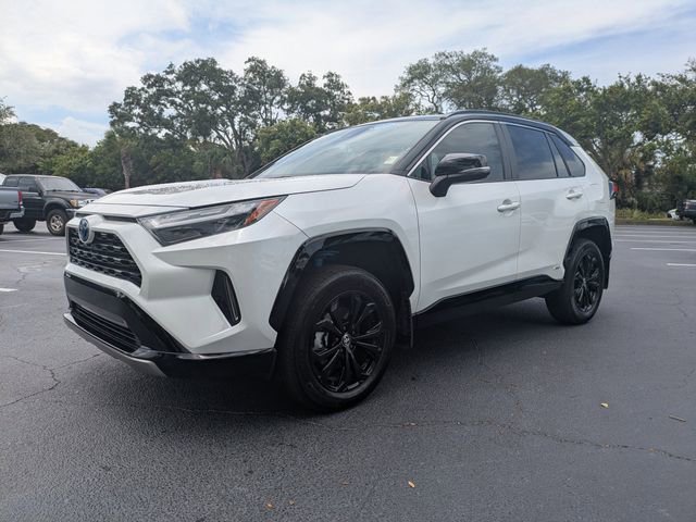 Used 2024 Toyota RAV4 XSE AWD/4WD image 8