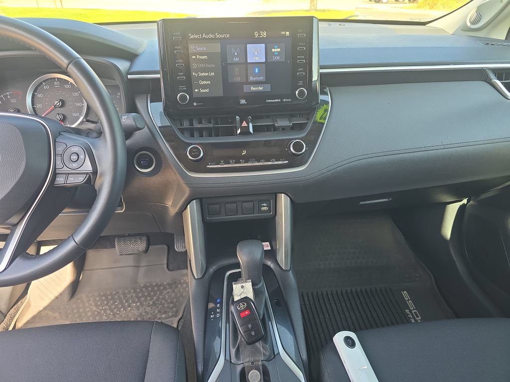 Used 2022 Toyota Corolla Cross LE w/ Moonroof Package AWD/4WD image 19