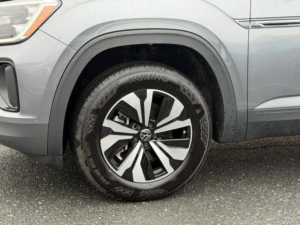 Used 2024 Volkswagen Atlas Cross Sport SE image 8
