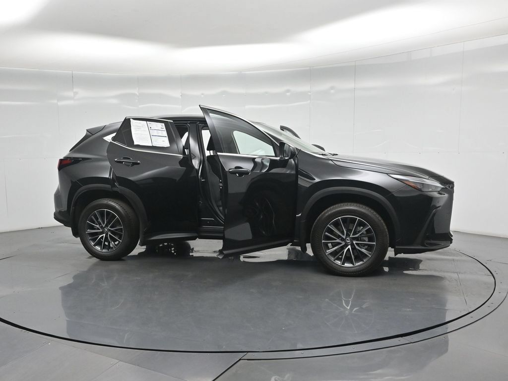 Used 2025 Lexus NX 350h AWD w/ Cold Area Package image 31