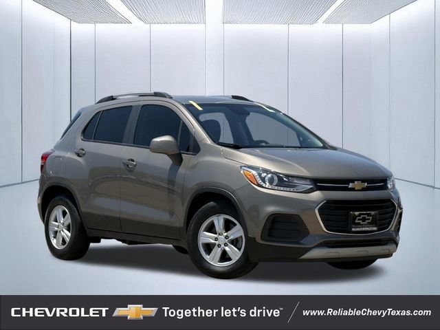 Used 2022 Chevrolet Trax LT w/ LT Convenience Package FWD image 1