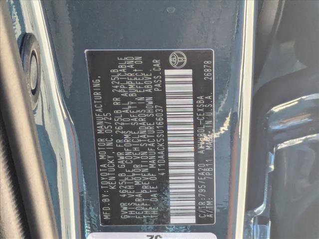 Used 2025 Toyota Camry SE image 22