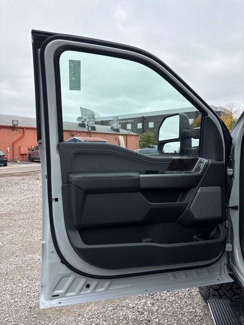 New 2026 Ford F250 Lariat w/ Tremor Off-Road Package image 15