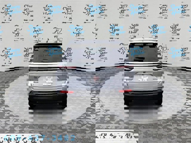 New 2025 Jeep Grand Cherokee Altitude image 6