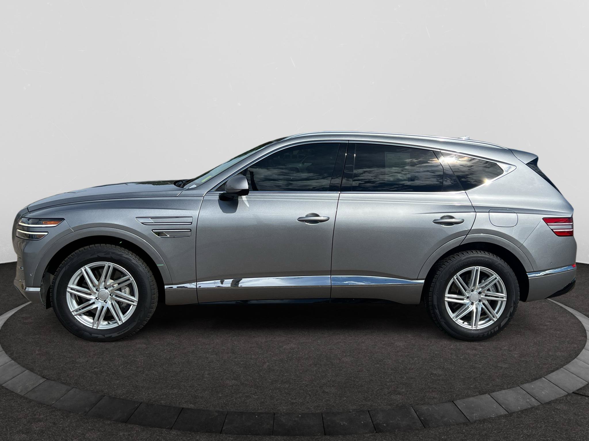 Used 2024 Genesis GV80 3.5T w/ Prestige Package AWD/4WD image 1