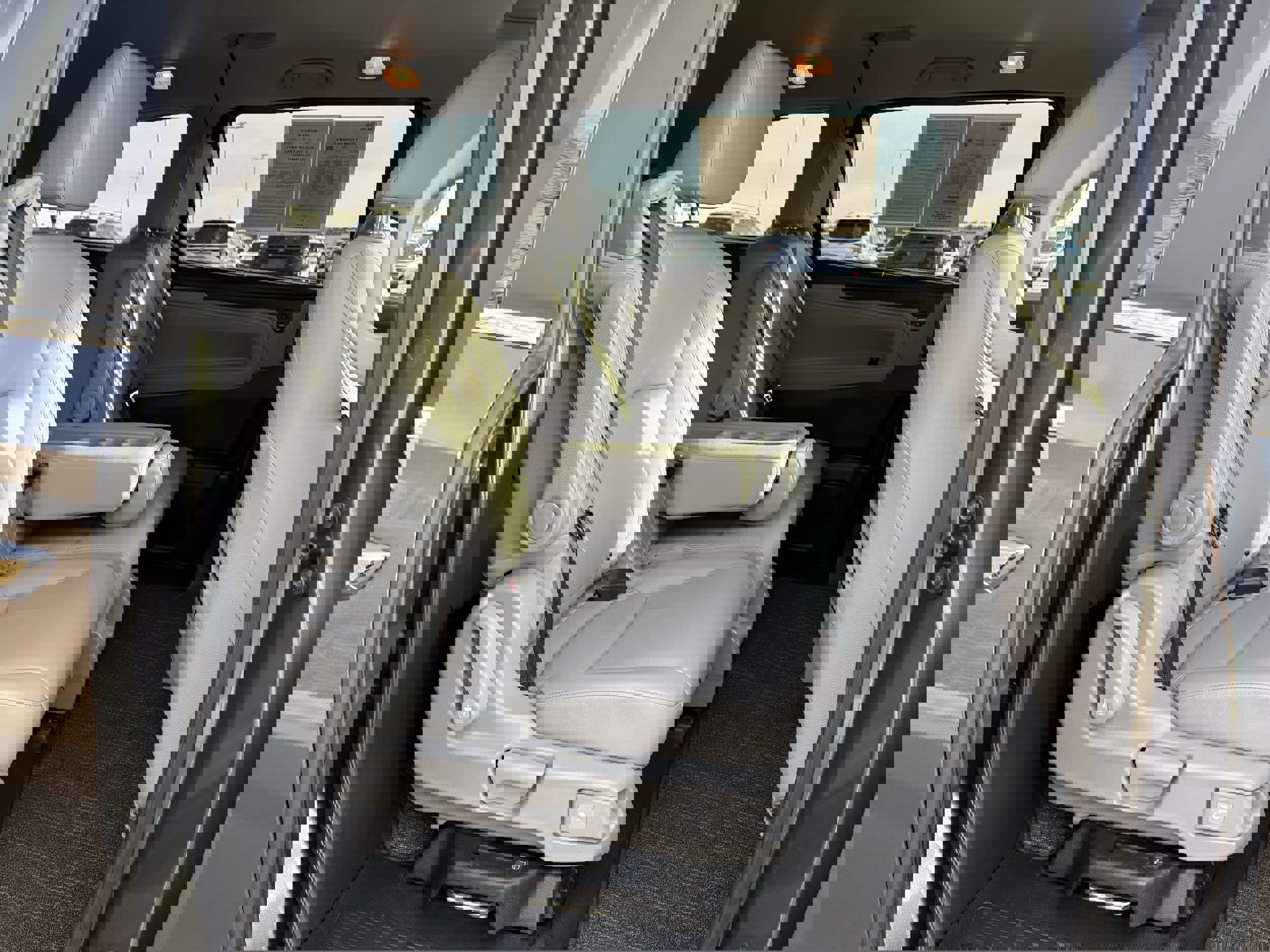 Used 2024 Honda Odyssey EX-L image 33
