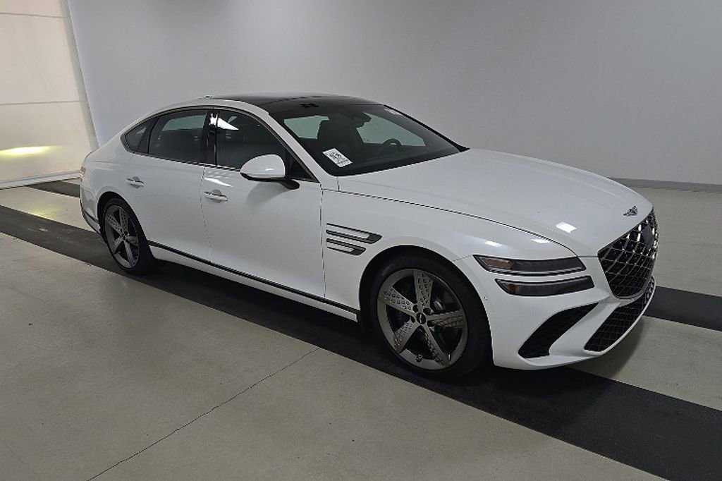 Used 2025 Genesis G80 3.5T Sport Prestige image 12