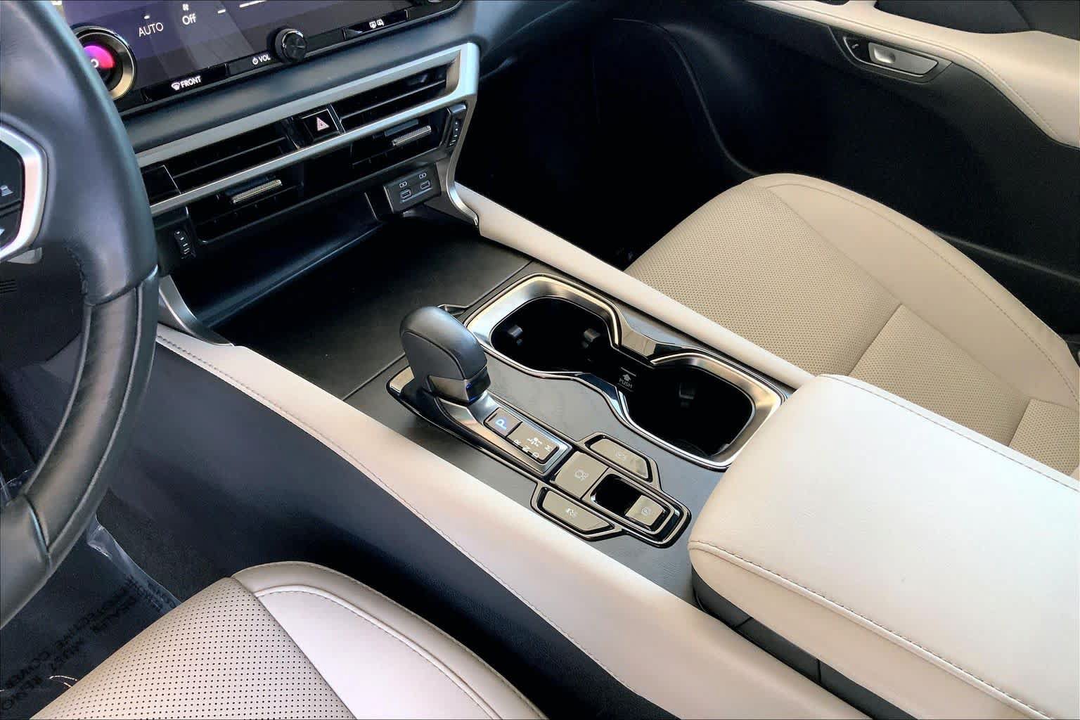 Used 2023 Lexus RX 350 Premium w/ Cold Area Package FWD image 17