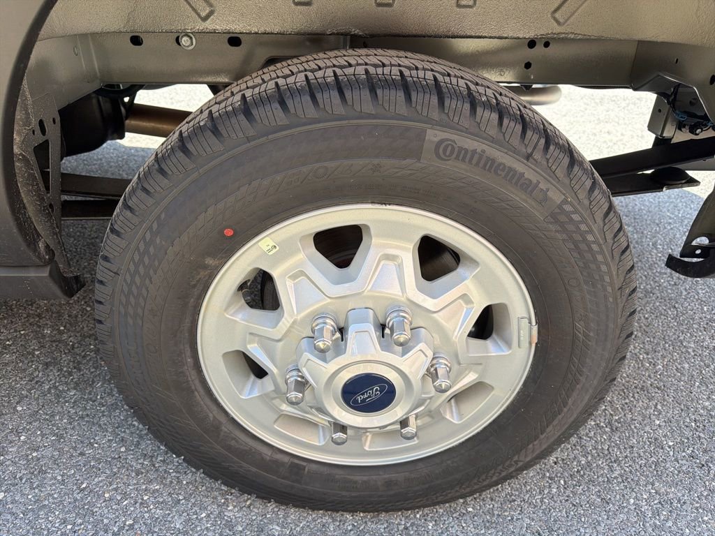 New 2026 Ford Transit 150 148 Medium Roof AWD image 11