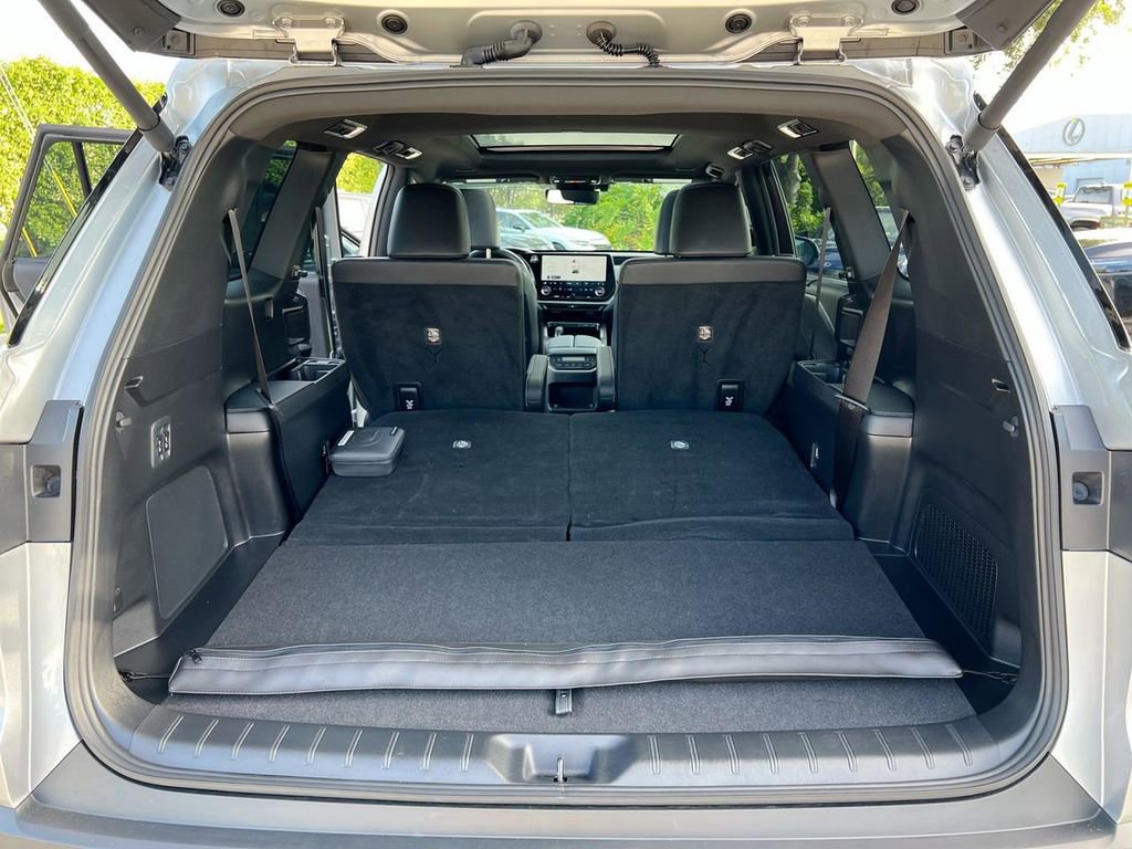 Certified 2024 Lexus TX 350 FWD w/ Captains Chair Package image 23