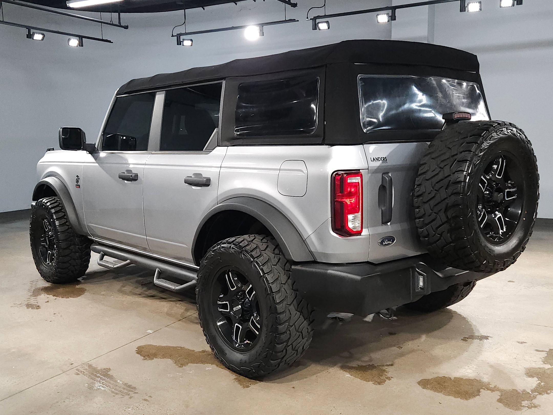 Used 2021 Ford Bronco 4-Door image 5
