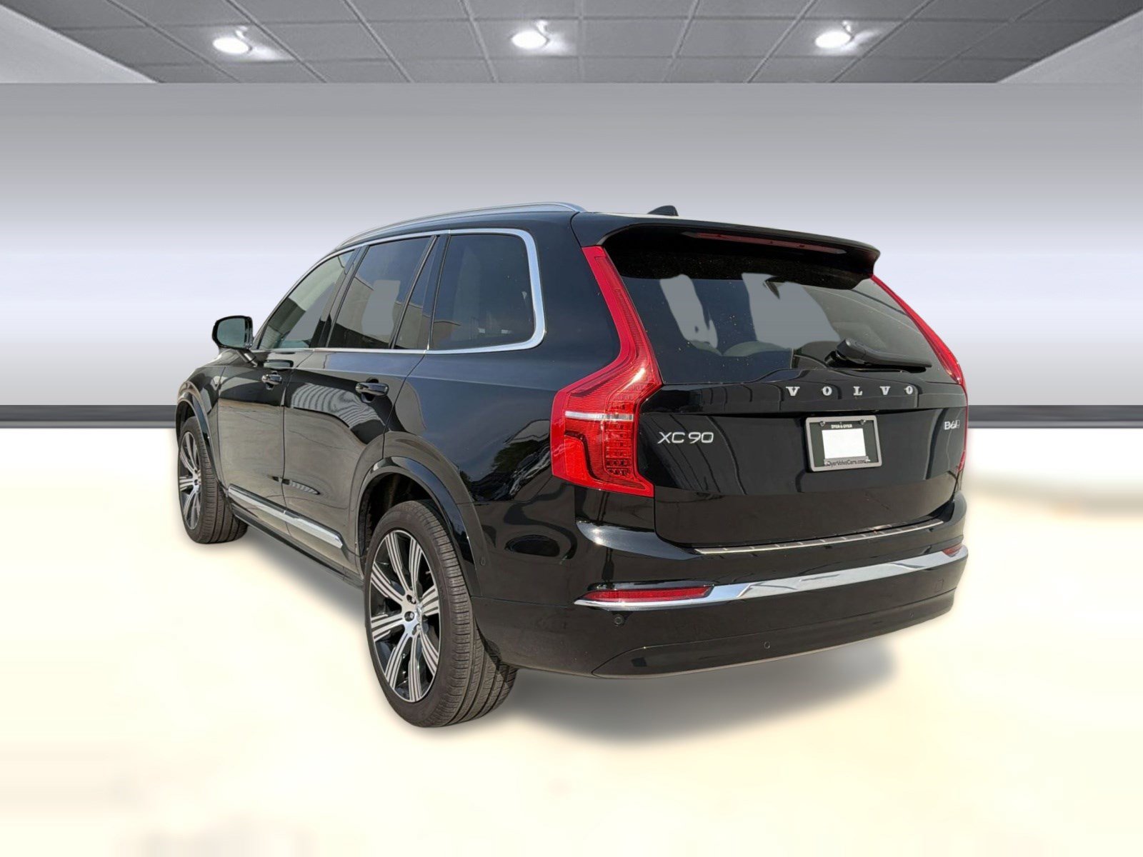 Certified 2024 Volvo XC90 B6 Plus w/ Protection Package Premier image 3