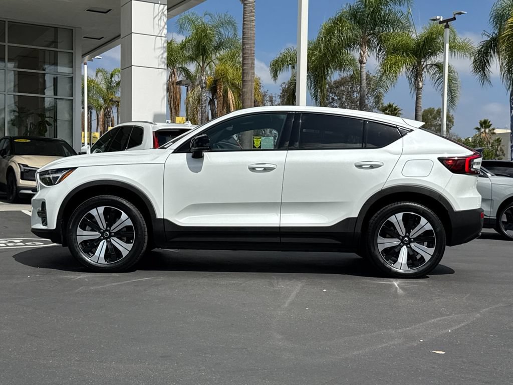 Certified 2023 Volvo C40 Recharge Core AWD/4WD image 2