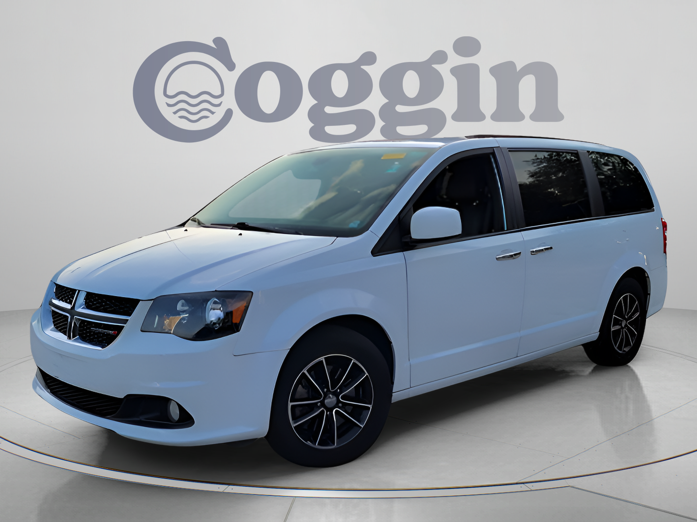 Used 2019 Dodge Grand Caravan GT FWD image 1