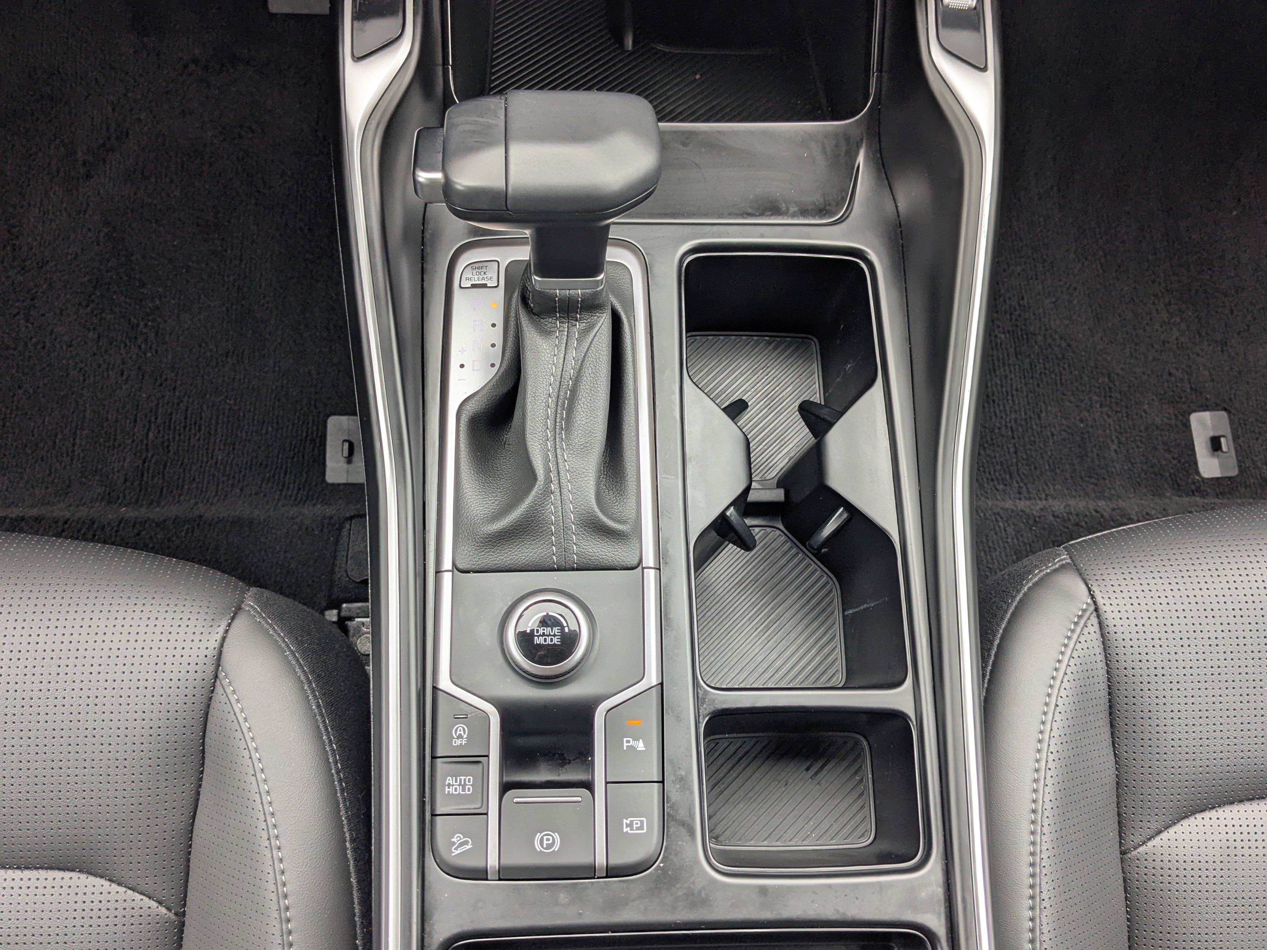 Certified 2025 Kia Sorento S w/ Panoramic Sunroof Package image 23