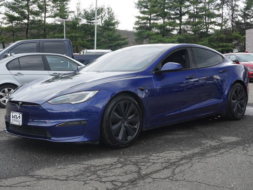 Used 2022 Tesla Model S Plaid image 8