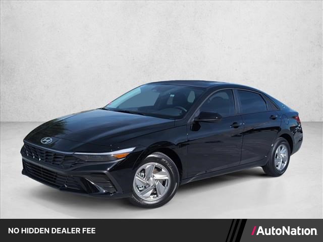 New 2026 Hyundai Elantra SE
