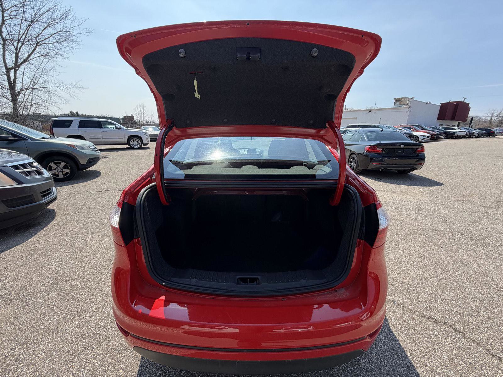 Used 2015 Ford Fiesta SE w/ Comfort Package image 25