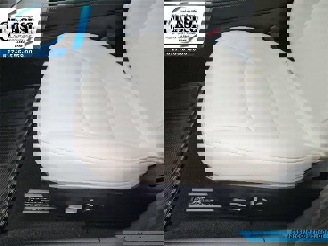 Used 2023 Tesla Model 3 Standard Range image 22