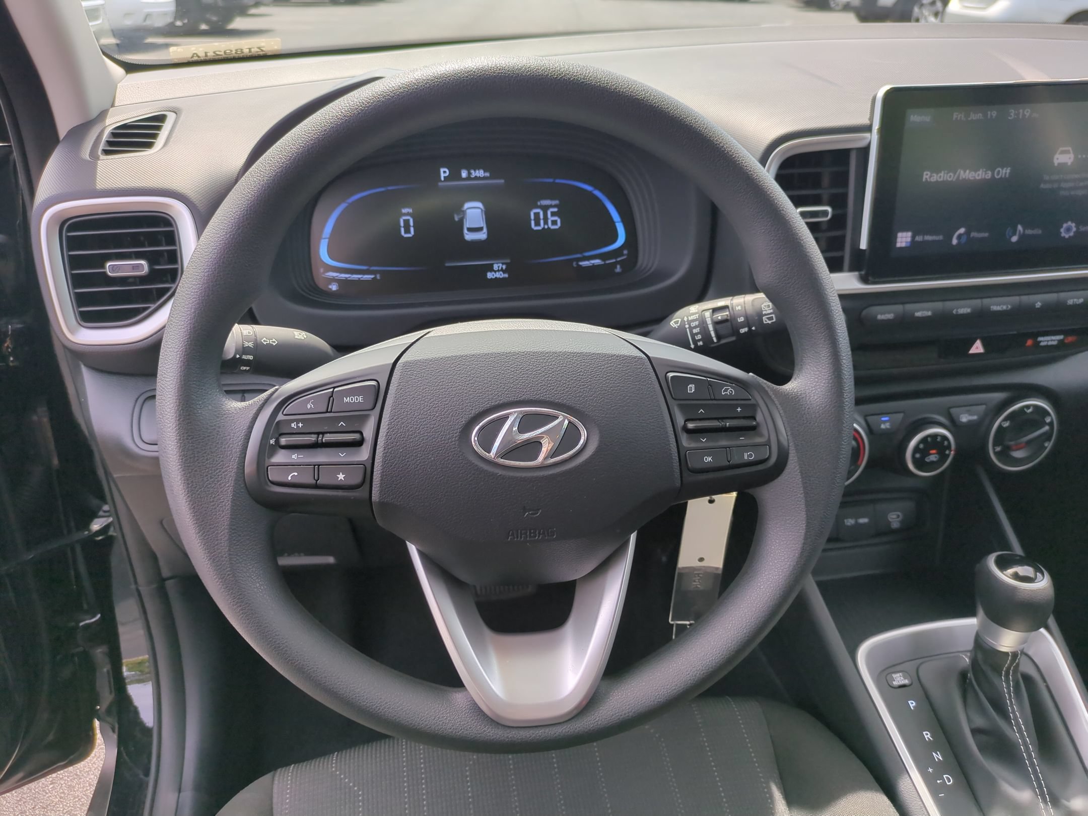 Used 2026 Hyundai Venue SE FWD image 18