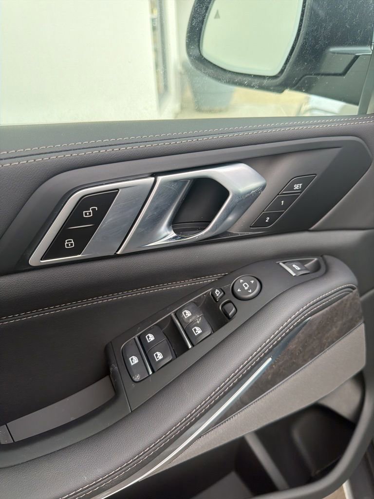 New 2026 BMW X5 xDrive40i AWD/4WD image 25