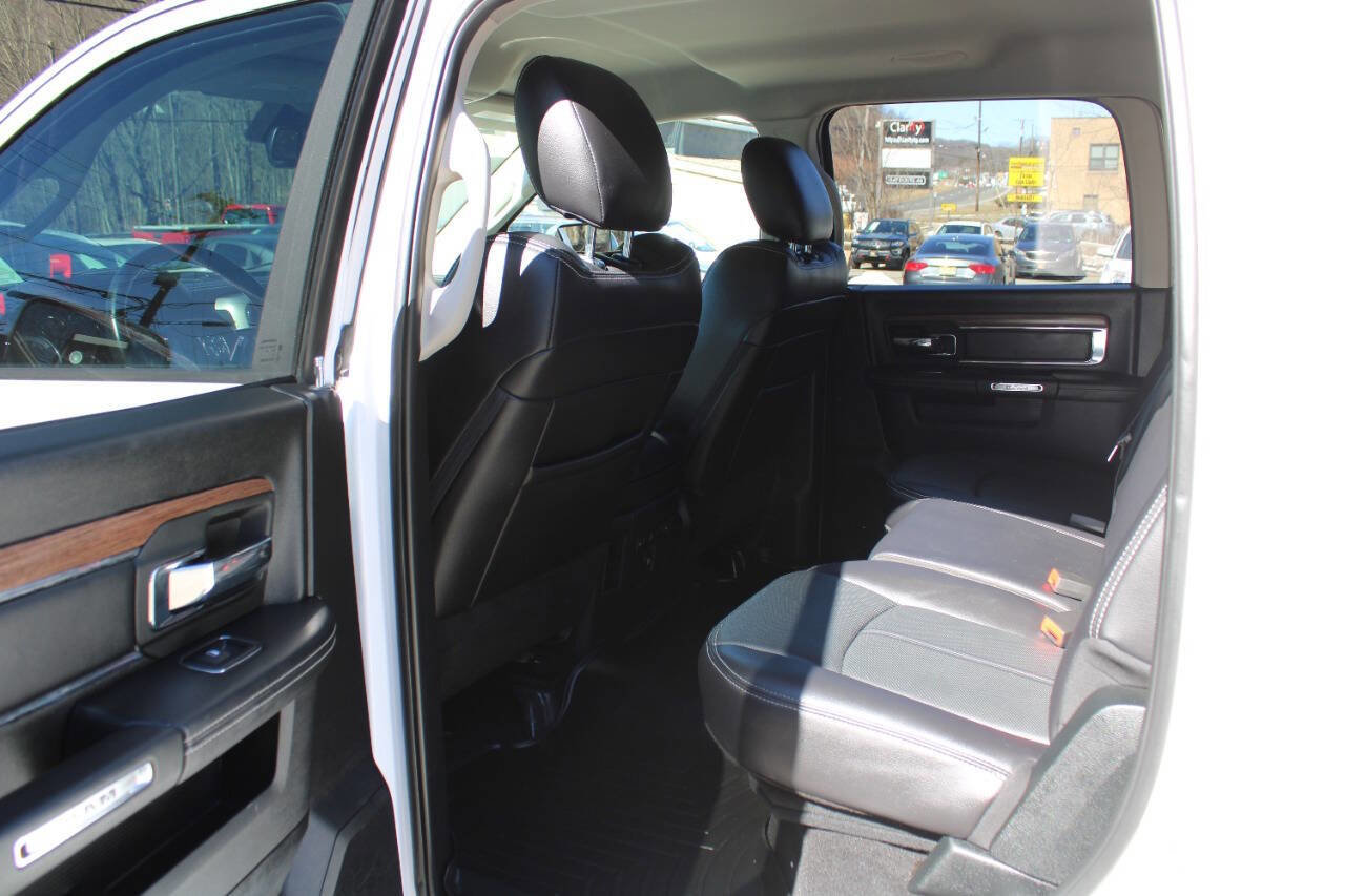 Used 2017 RAM 1500 Laramie w/ Convenience Group image 26