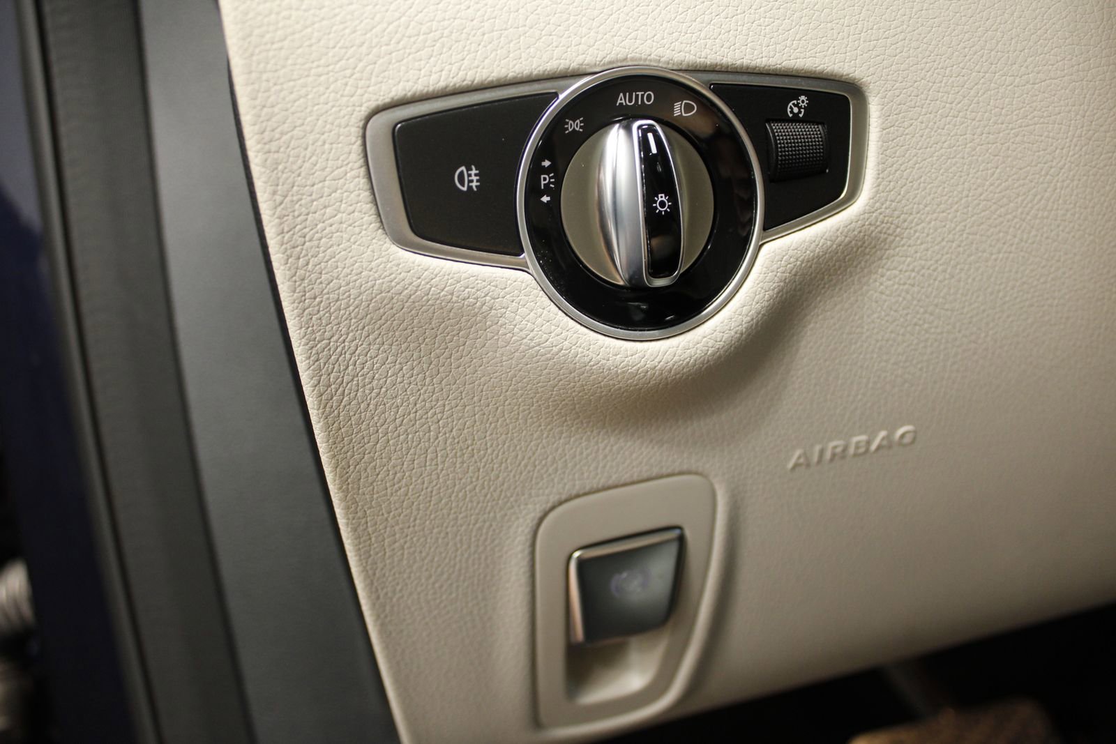 Used 2022 Mercedes-Benz E 350 4MATIC Sedan image 34