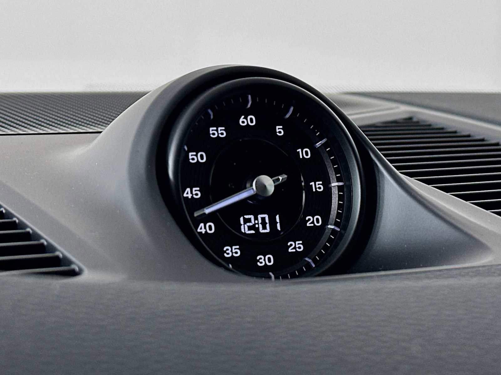 New 2026 Porsche Cayenne S image 16