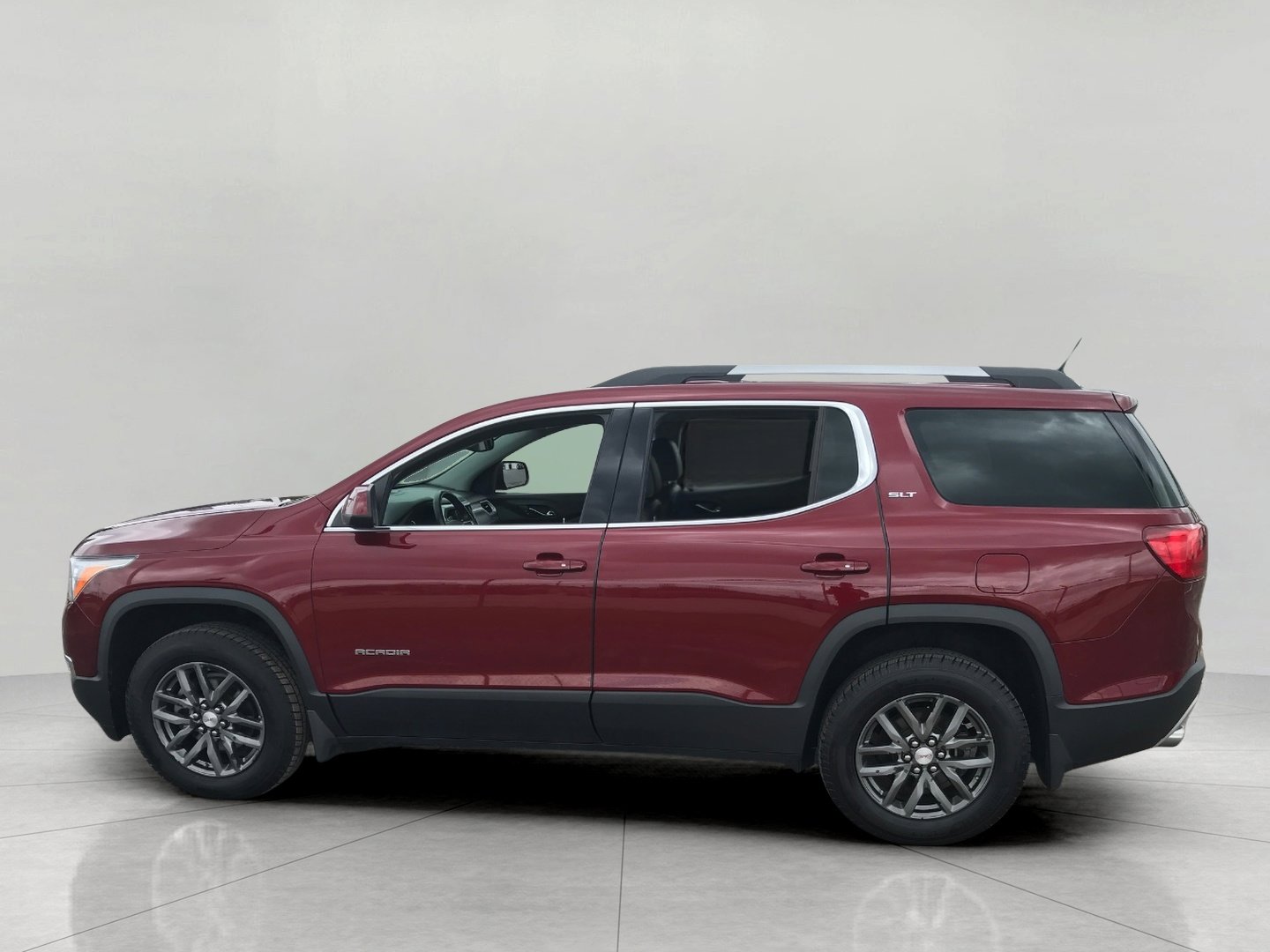 Certified 2018 GMC Acadia SLT FWD image 9