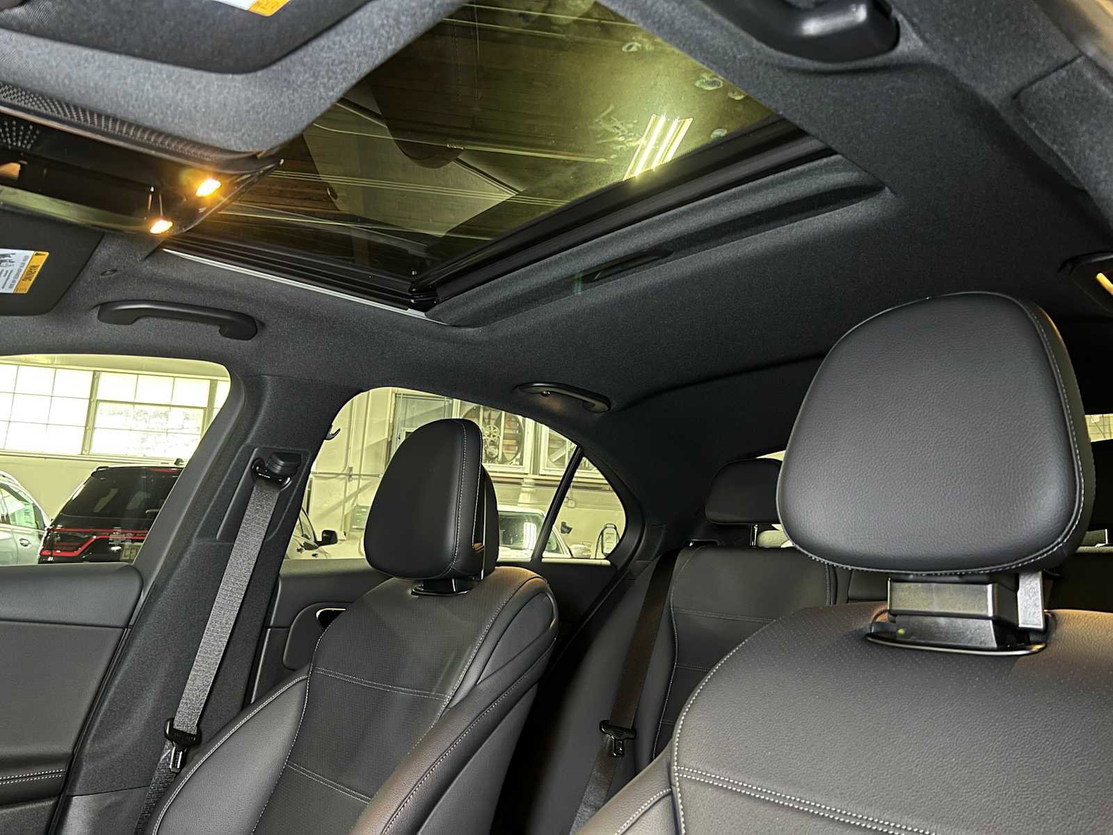 Used 2025 Mercedes-Benz C 300 4MATIC Sedan image 21