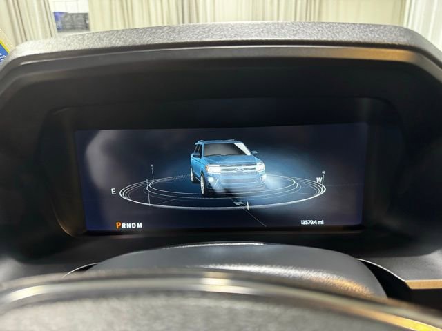 Used 2024 Ford Expedition Platinum image 16