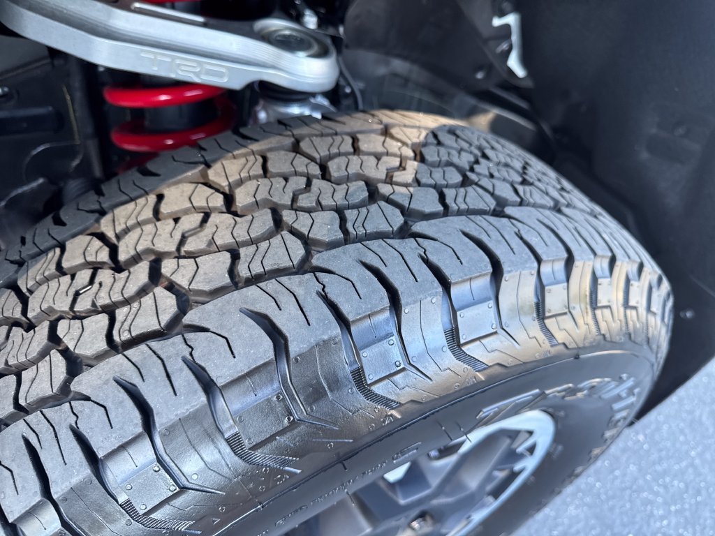 Certified 2026 Toyota Tacoma TRD Off-Road AWD/4WD image 28