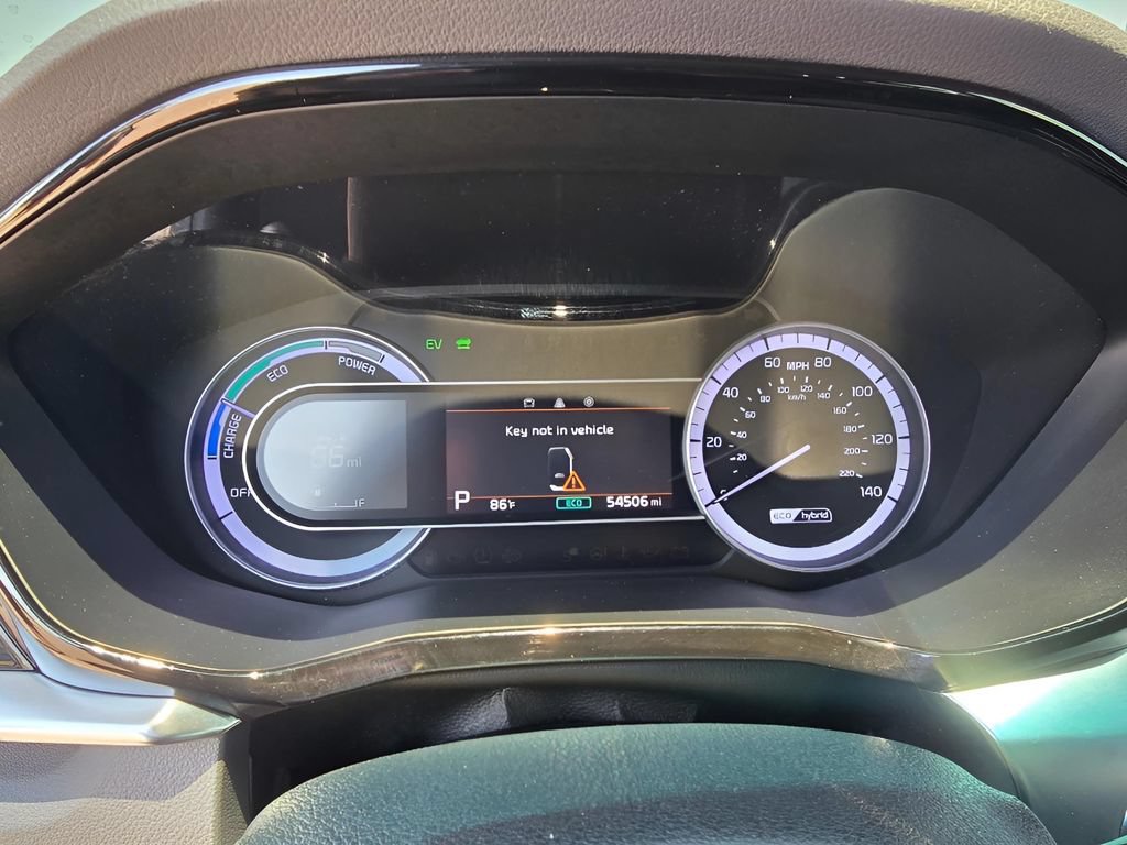 Used 2021 Kia Niro LXS FWD image 16