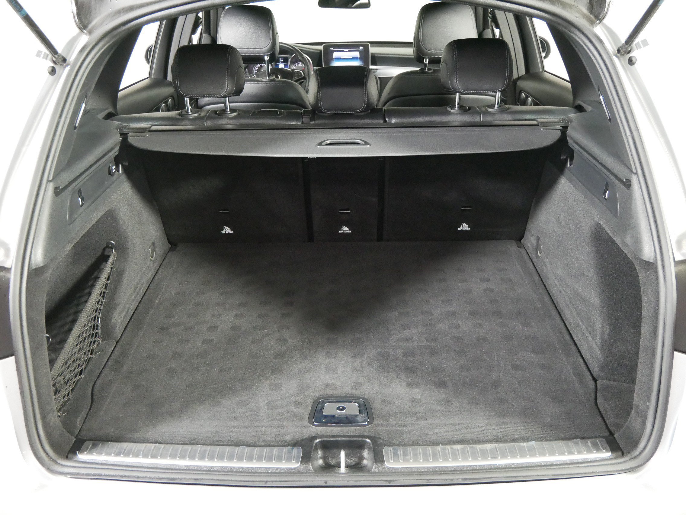 Used 2018 Mercedes-Benz GLC 300 4MATIC image 18