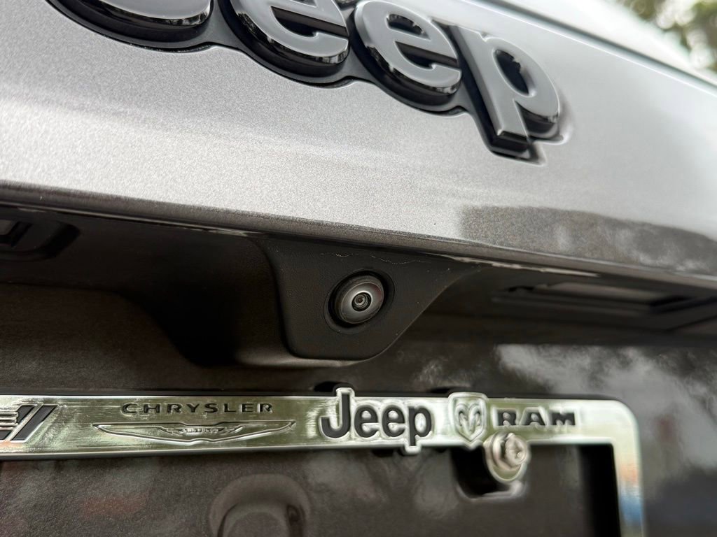 Certified 2022 Jeep Compass Altitude image 28