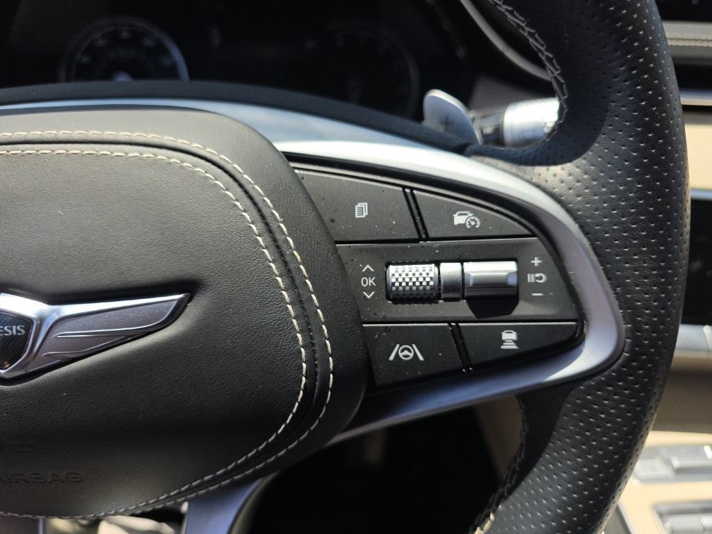 Used 2025 Genesis GV70 3.5T Sport w/ Sport Advanced Package AWD/4WD image 12