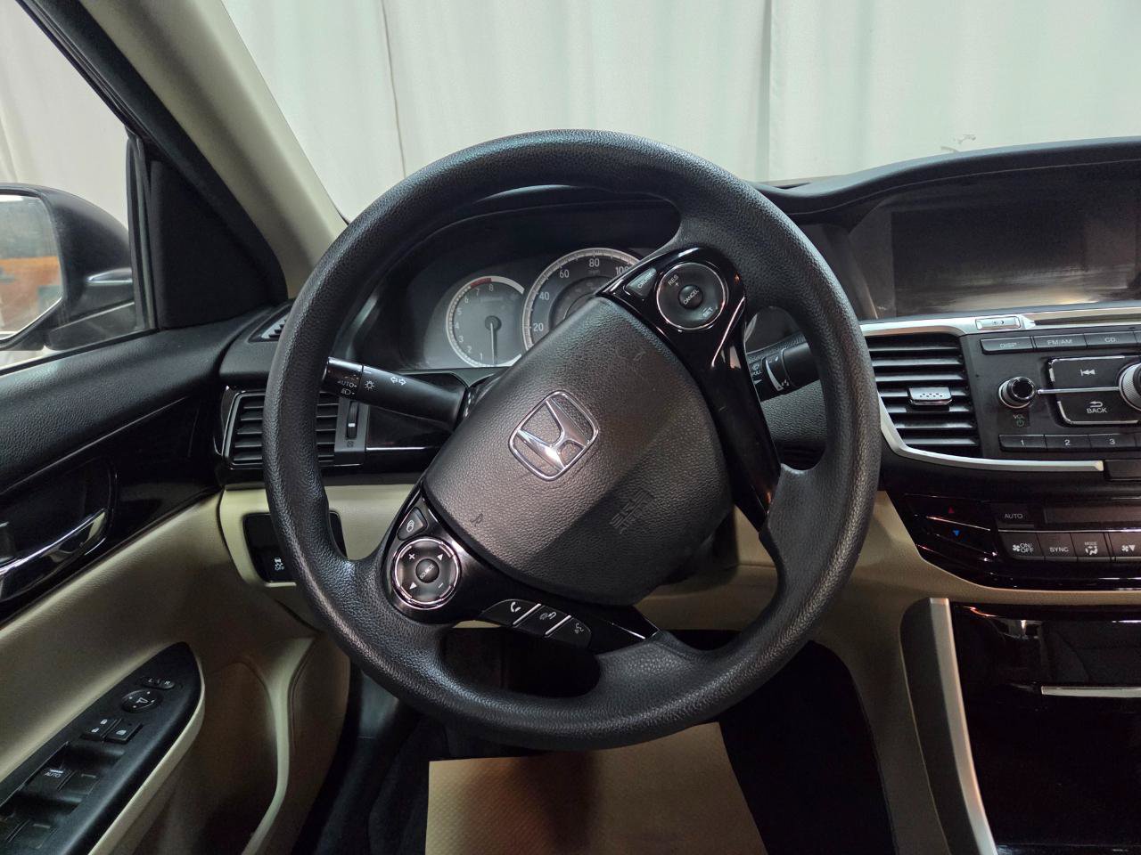 Used 2016 Honda Accord LX image 22
