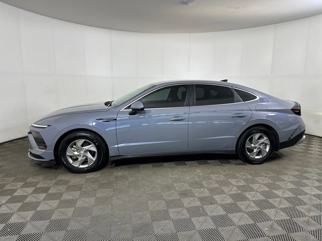 Used 2025 Hyundai Sonata SE FWD image 6
