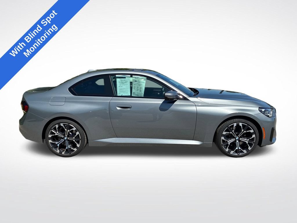 Used 2025 BMW 230i xDrive Coupe w/ Convenience Package AWD/4WD image 2